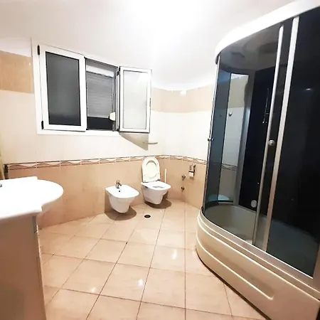 Elena For Rent Feeling Durres Appartamento *