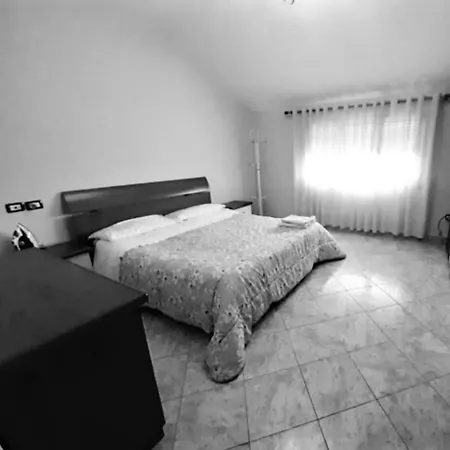 Apartment Alessia For Rent View *