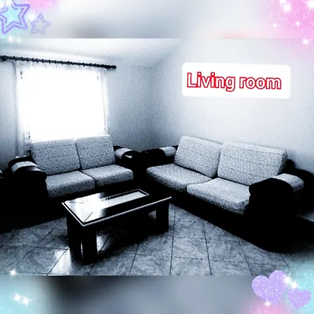 Elena - Maria For Rent Feeling Lejlighed Xhafzotaj