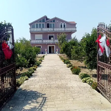 Elena For Rent Feeling Durres * Xhafzotaj