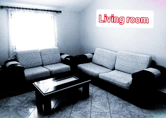 Elena For Rent Feeling Durres Apartman Xhafzotaj